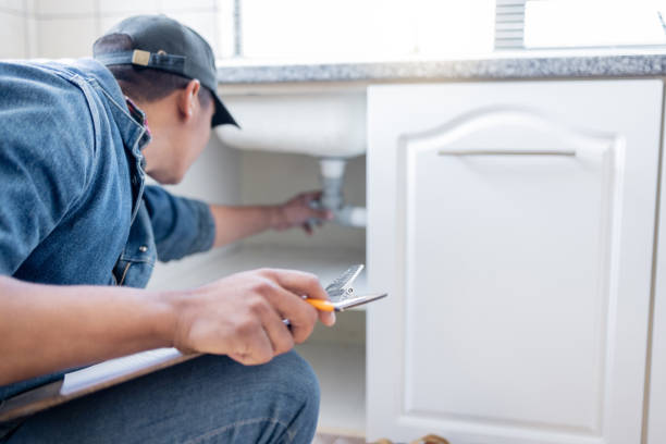 Best Emergency Plumber  in Brewster Hill, NY